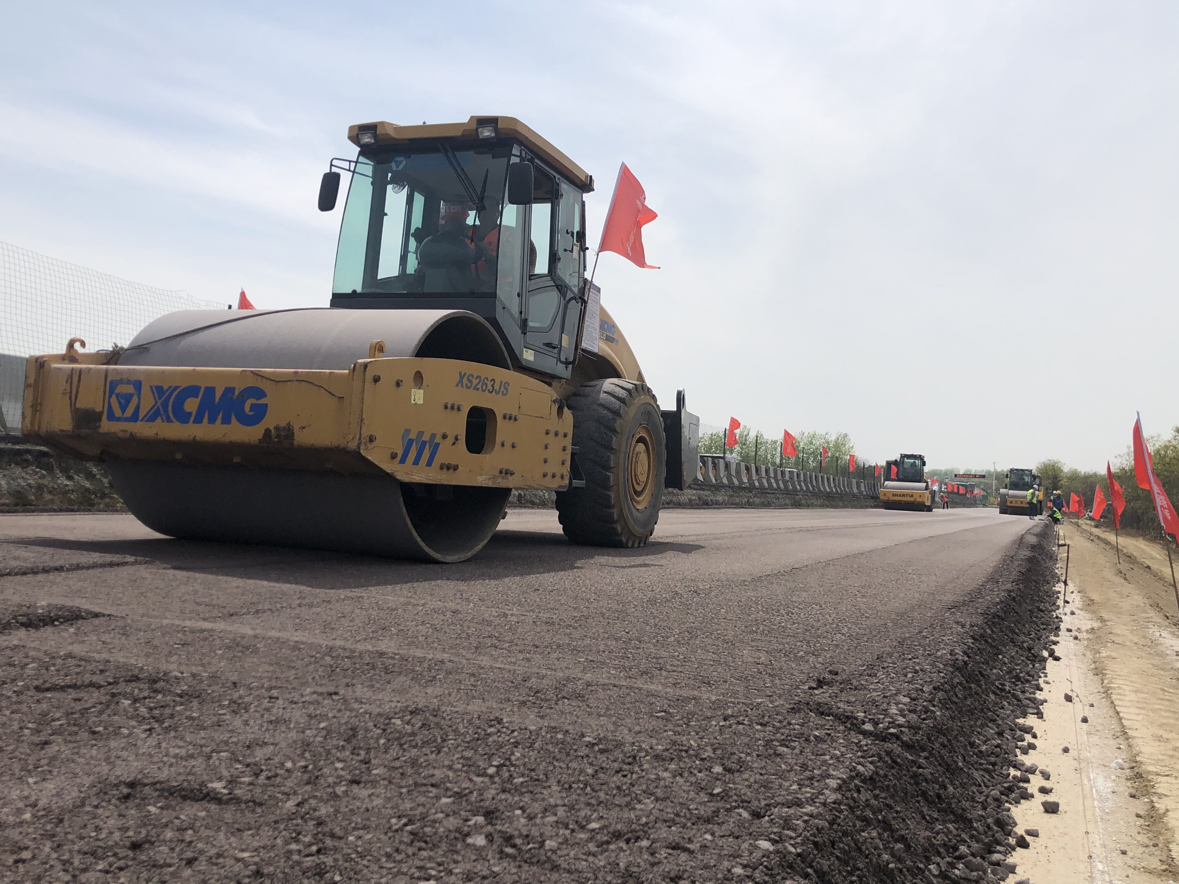 1620384913724655.jpg 交通公司合六高速改擴(kuò)建項目.jpg