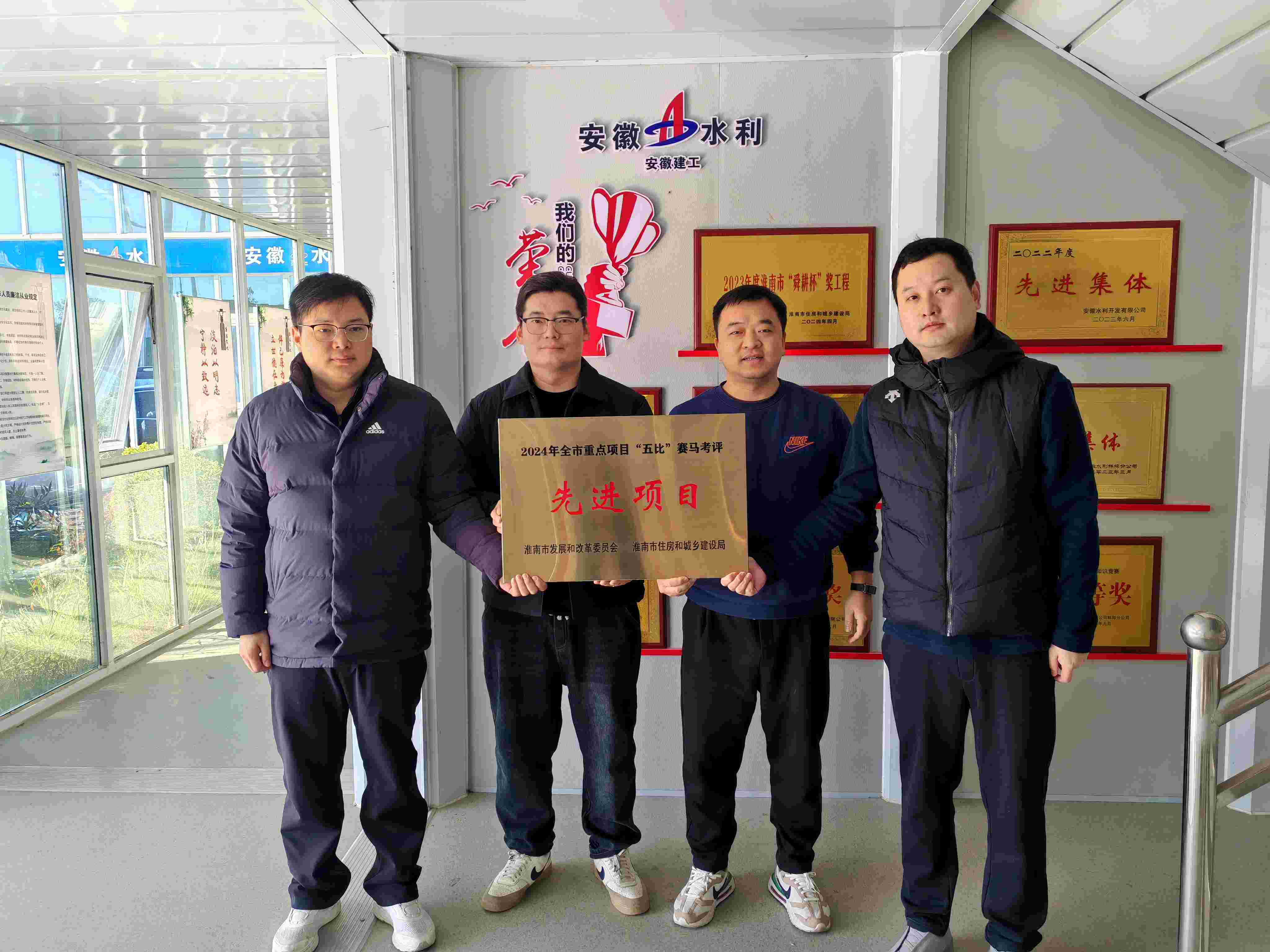 1732866818425489.jpg 1t.jpg