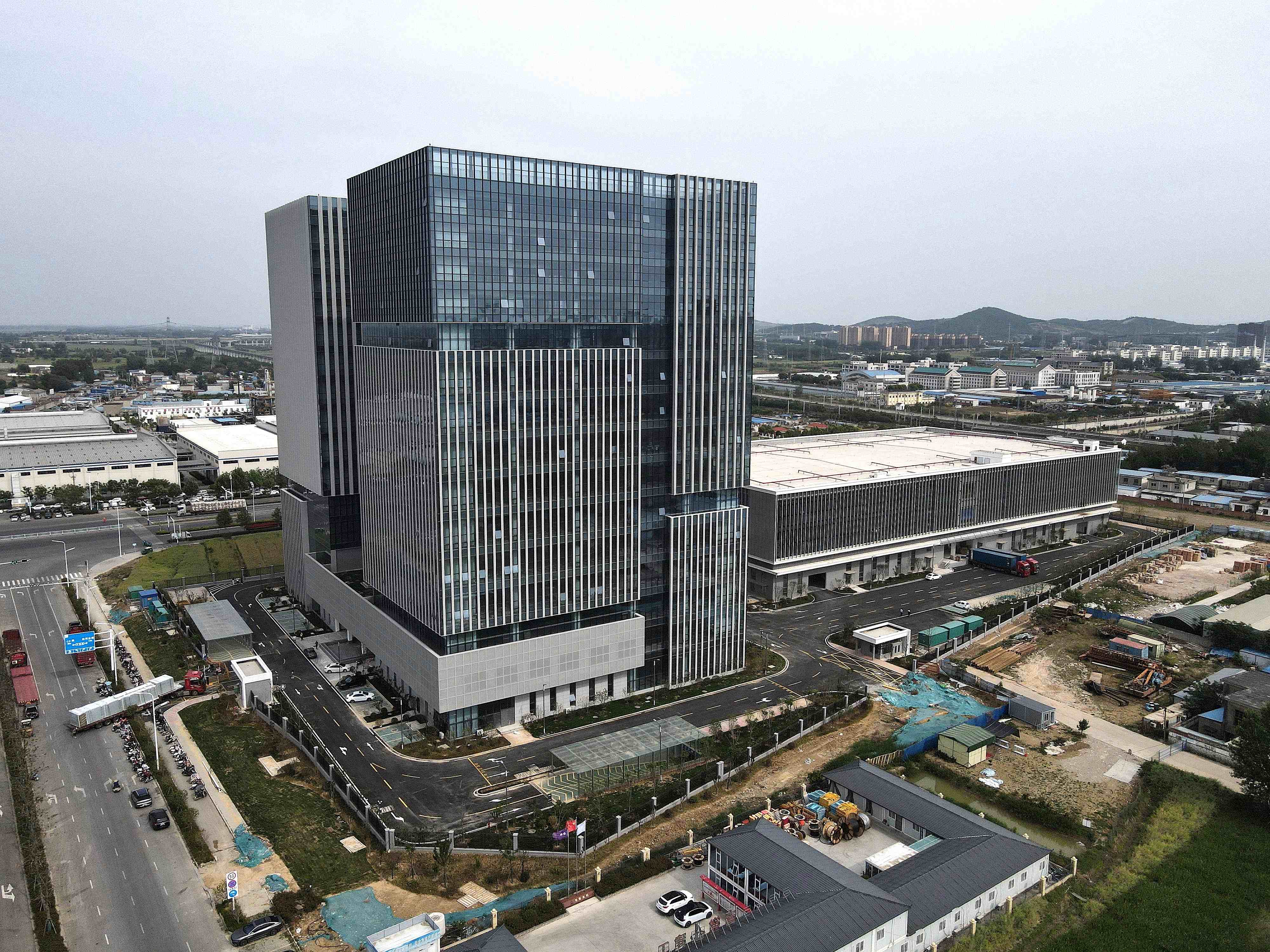 1747788174106060.jpg 臨港科創(chuàng)園-小.jpg