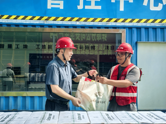 1752805143778143.gif 4.gif