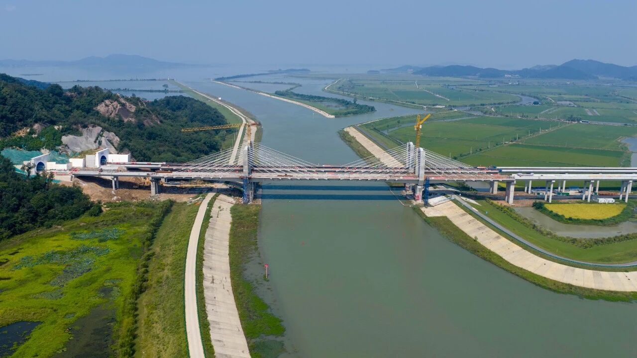 1758156458121732.jpg 4.jpg