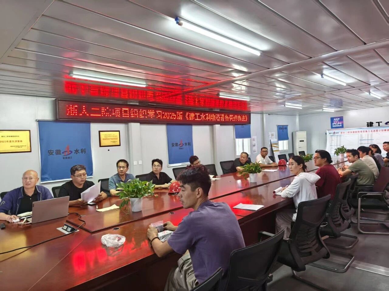 1761614636731541.jpg 555.jpg