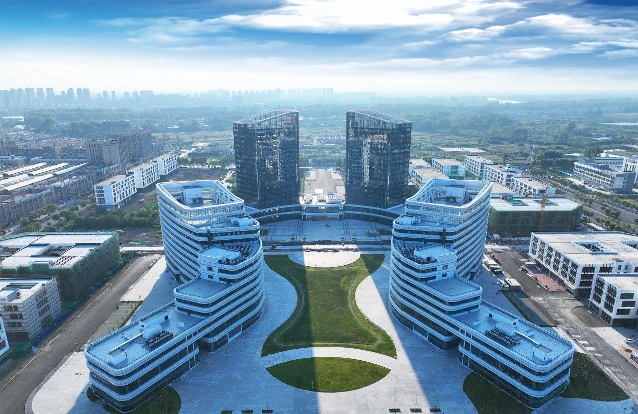 1766721063124069.jpg 阜陽(yáng)智能制造產(chǎn)業(yè)園-無(wú)人機(jī)產(chǎn)業(yè)園PPP項(xiàng)目.jpg