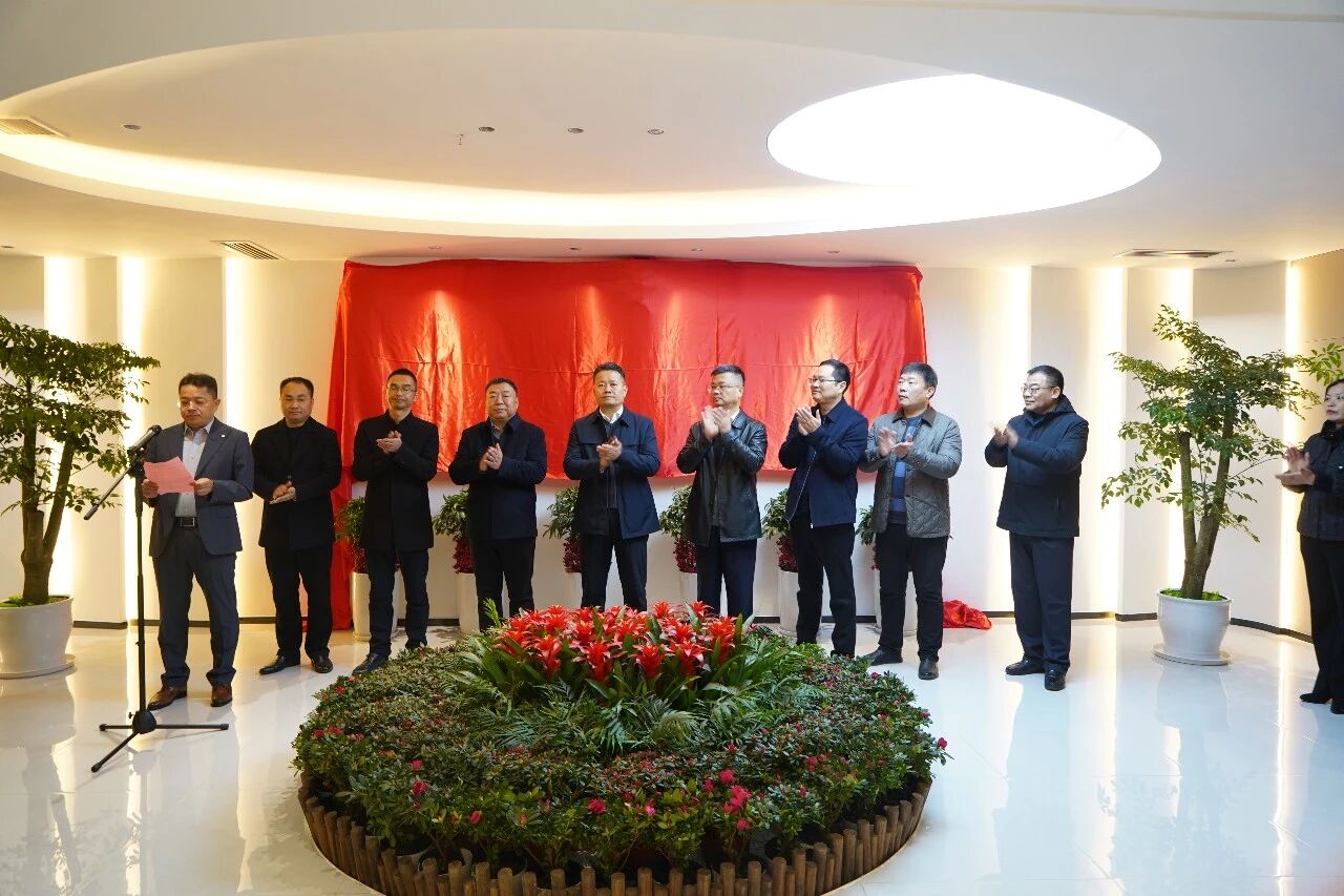 1767140949435266.jpg 12.31.jpg